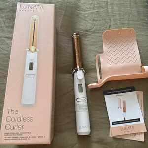 LUNATA beauty 1 1/2 inch (32mm) cordless curling iron/wand.